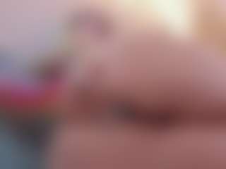 sara-bonneth's Live Sex Cam Show