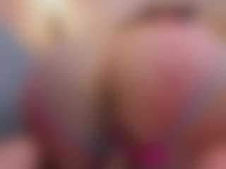 sara-bonneth's Live Sex Cam Show