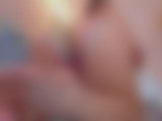 sara-bonneth's Live Sex Cam Show