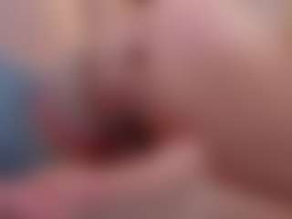 sara-bonneth's Live Sex Cam Show