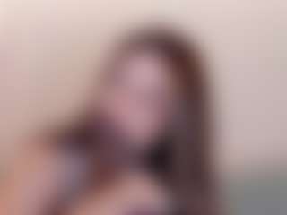 Live cam show with sara-bonneth - Curvy on SpunkLive