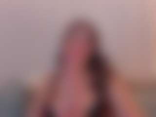 sara-bonneth's Live Sex Cam Show