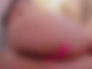 sara-bonneth's Live Sex Cam Show