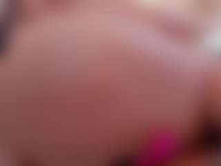 sara-bonneth's Live Sex Cam Show