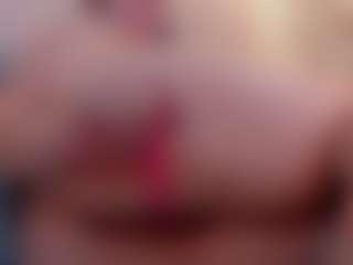 sara-bonneth's Live Sex Cam Show