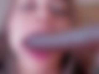 sara-bonneth's Live Sex Cam Show