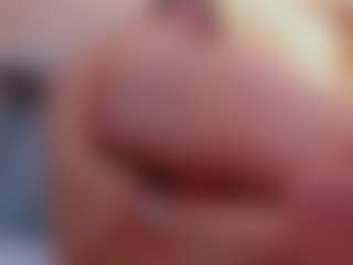 sara-bonneth's Live Sex Cam Show