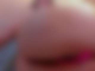 sara-bonneth's Live Sex Cam Show