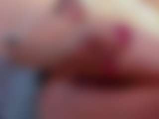 sara-bonneth's Live Sex Cam Show
