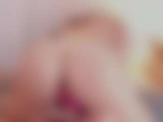 sara-bonneth's Live Sex Cam Show