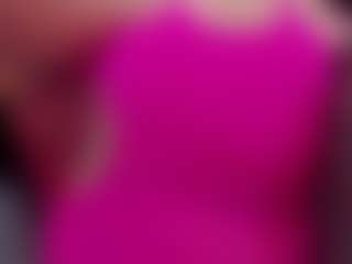 Live cam show with sara-bonneth - Gagging on Streamer API