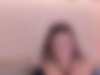 sara-bonneth's Live Sex Cam Show