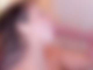 Live cam show with sara-bonneth - Bikini on SquirtSoMuch