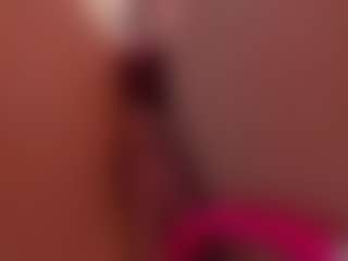 sara-bonneth's Live Sex Cam Show
