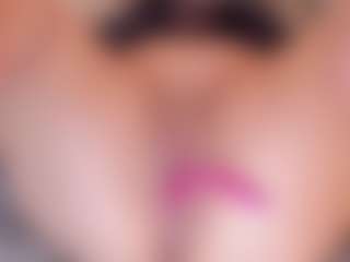 sara-bonneth's Live Sex Cam Show