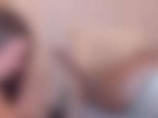 sara-bonneth's Live Sex Cam Show