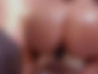 sara-bonneth's Live Sex Cam Show
