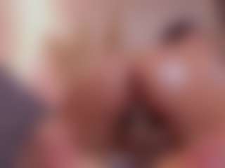 sara-bonneth's Live Sex Cam Show