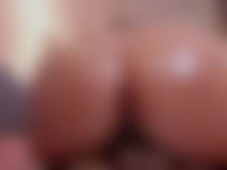 sara-bonneth's Live Sex Cam Show