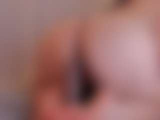 sara-bonneth's Live Sex Cam Show