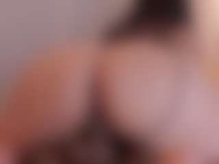 sara-bonneth's Live Sex Cam Show