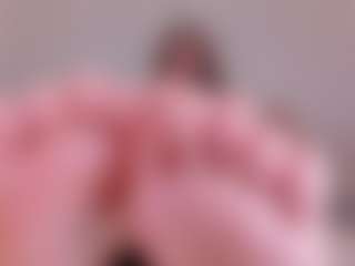 sara-bonneth's Live Sex Cam Show