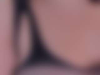 Live cam show with sara-bonneth - Fingers on Gym Cam Girls