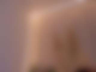 sara-bonneth's Live Sex Cam Show