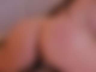 sara-bonneth's Live Sex Cam Show
