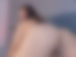 Live cam show with sara-bonneth - Brown Hair on Camsoda