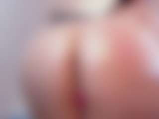 sara-bonneth's Live Sex Cam Show