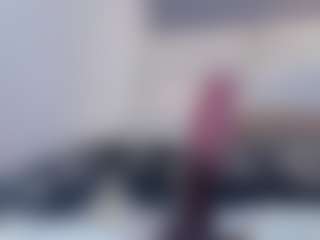 Live cam show with sara-bonneth - Deepthroat on SmokeAndPoke
