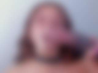 sara-bonneth's Live Sex Cam Show