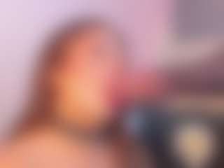 sara-bonneth's Live Sex Cam Show