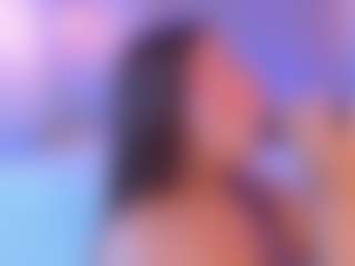 Live cam show with sara-bonneth - Brown Hair on Soda Cam