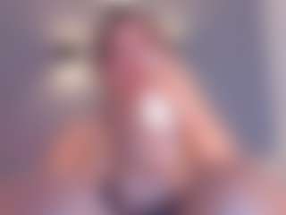 sara-bonneth's Live Sex Cam Show