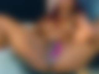 Black-gem18's Live Sex Cam Show