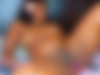 Black-gem18's Live Sex Cam Show