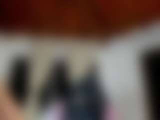 Live cam show with Isabella - HD on Camming Site