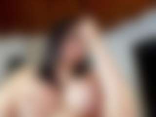 Live cam show with Isabella - Anal Toys on Camming Site