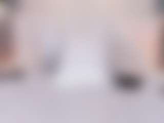 Live cam show with Valeeria - Petite Young Adult on eurowanks.com