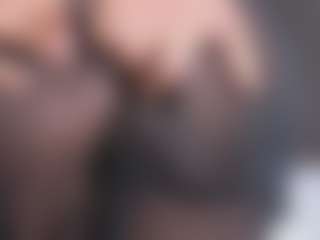 Live cam show with Valeeria - Spank on Soda Cam