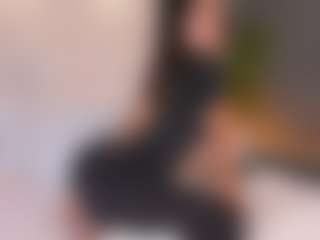 Live cam show with Valeeria - Shaved Pussy on Uber Horny