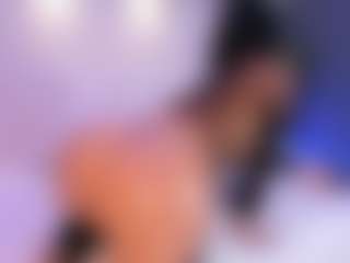 Live cam show with Valeeria - Shaved Pussy on SquirtSoMuch