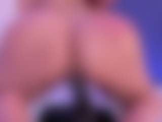 Live cam show with Valeeria - Sexy on Camsoda