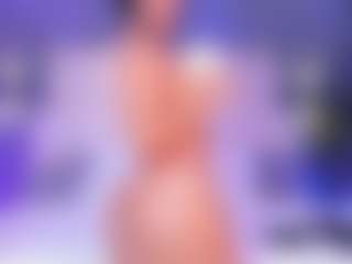 Live cam show with Valeeria - Camel Toe on Camsoda