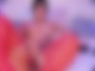 Live cam show with Valeeria - Double Penetration on friskycurves.com