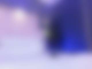 Live cam show with Valeeria - Fingers on SquirtSoMuch