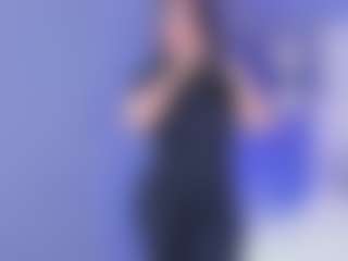 Live cam show with Valeeria - Petite on sexylive.show