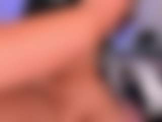 Live cam show with dina-ride - Sucking on Dolls Live